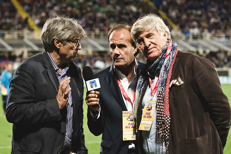 # Ulisse Albiati Sport Photographer: it is not enough to be a sports fan to pursue a career as a sports reporter. Qualities such as great observation skills, good diction and excellent language skills are required.
